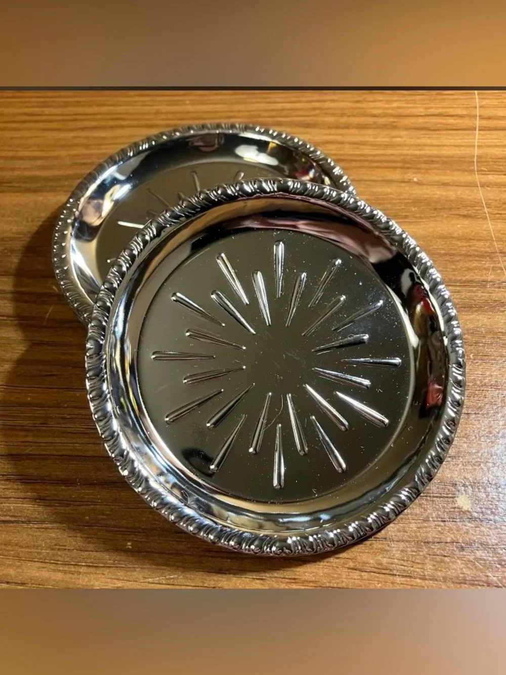 VTG Atomic Irvinware Set of 8 Round Stainless Steel Coasters Made USA Starburst